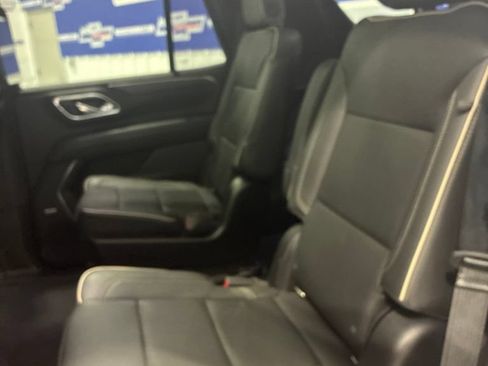 Used 2021 GMC Yukon SLT w/ SLT Premium Package AWD/4WD image 34