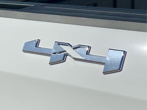 New 2026 GMC Sierra 1500 Elevation image 21