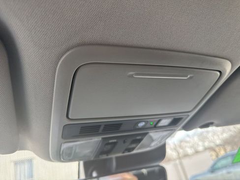 Used 2022 Honda Pilot Touring image 36