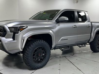 New 2025 Toyota Tacoma SR5