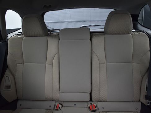 Used 2024 Subaru Outback Premium image 23