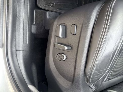 Used 2021 Hyundai Santa Fe Calligraphy image 21