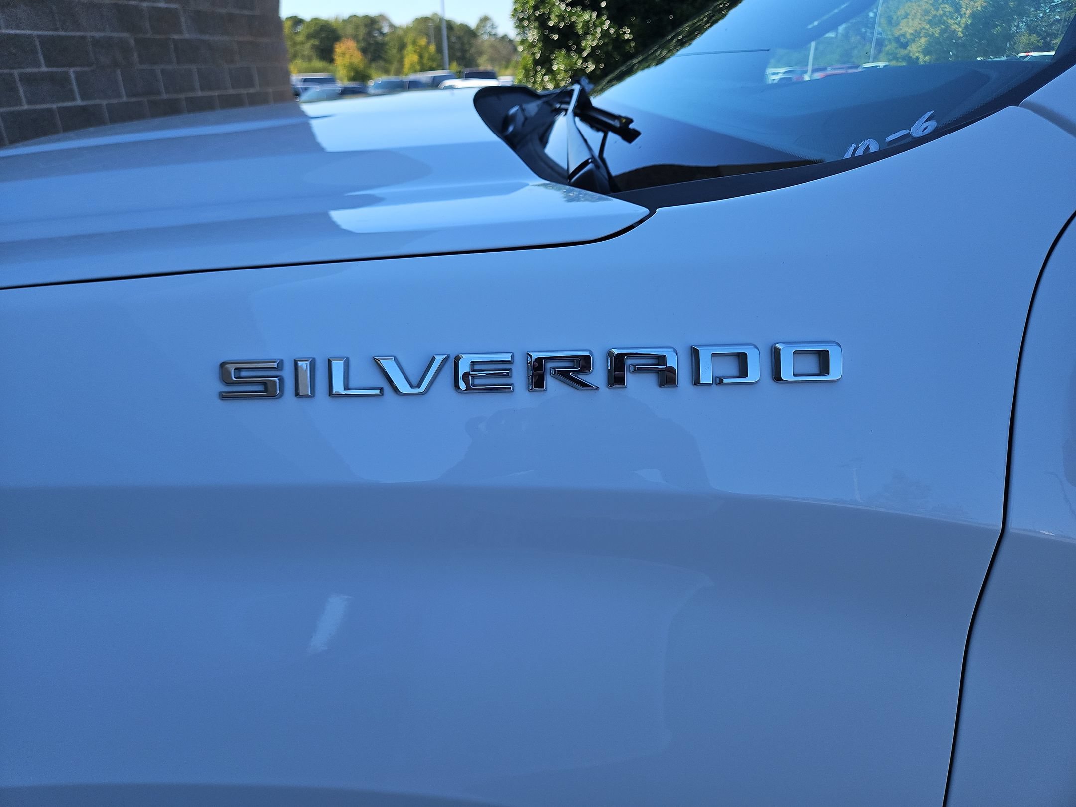 Used 2025 Chevrolet Silverado 1500 LT w/ Safety Package AWD/4WD image 37