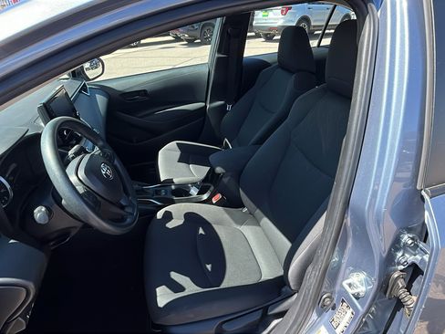 Used 2022 Toyota Corolla LE image 10