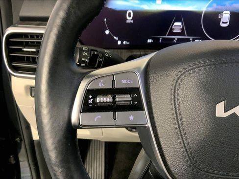 Used 2024 Kia Telluride SX Prestige w/ Towing Package AWD/4WD image 18