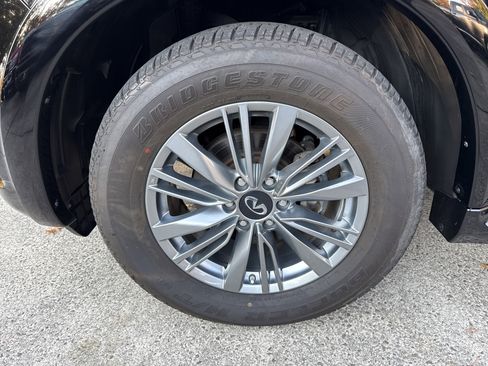 Used 2022 INFINITI QX80 Luxe w/ Cargo Package image 11