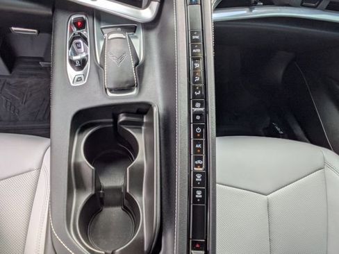 Used 2025 Chevrolet Corvette Z06 RWD image 18