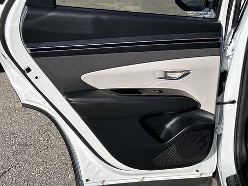 Used 2022 Hyundai Tucson SEL w/ Convenience Package image 13