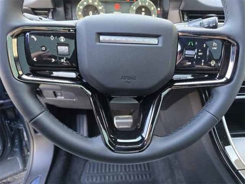 New 2026 Land Rover Range Rover Evoque Dynamic SE AWD/4WD image 35