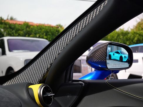 Used 2022 McLaren 720S Luxury RWD image 16