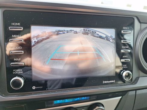 Used 2022 Toyota Tacoma SR image 27