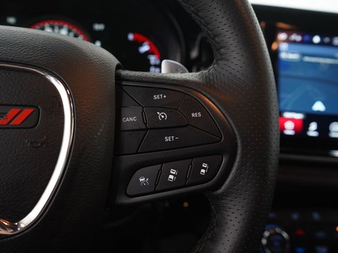 Used 2025 Dodge Durango R/T AWD/4WD image 30