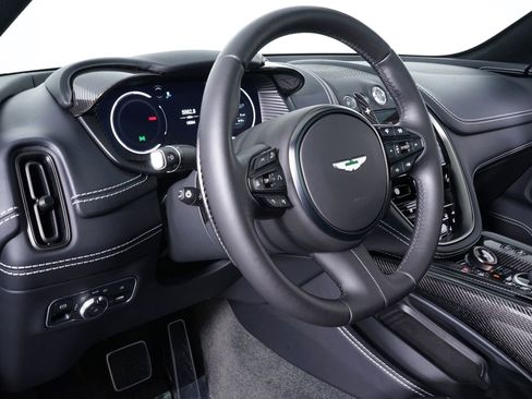 Used 2023 Aston Martin DBX 707 image 5