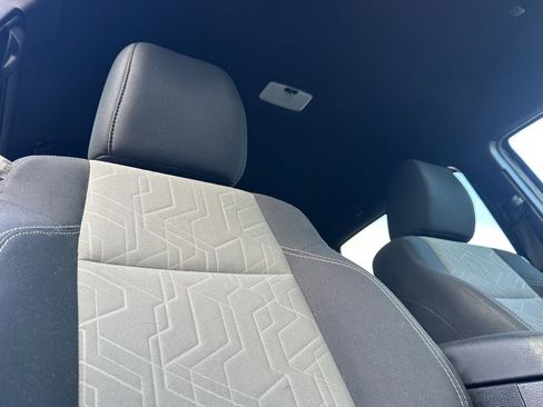 Used 2021 Toyota Tacoma TRD Off-Road w/ Technology Package image 19