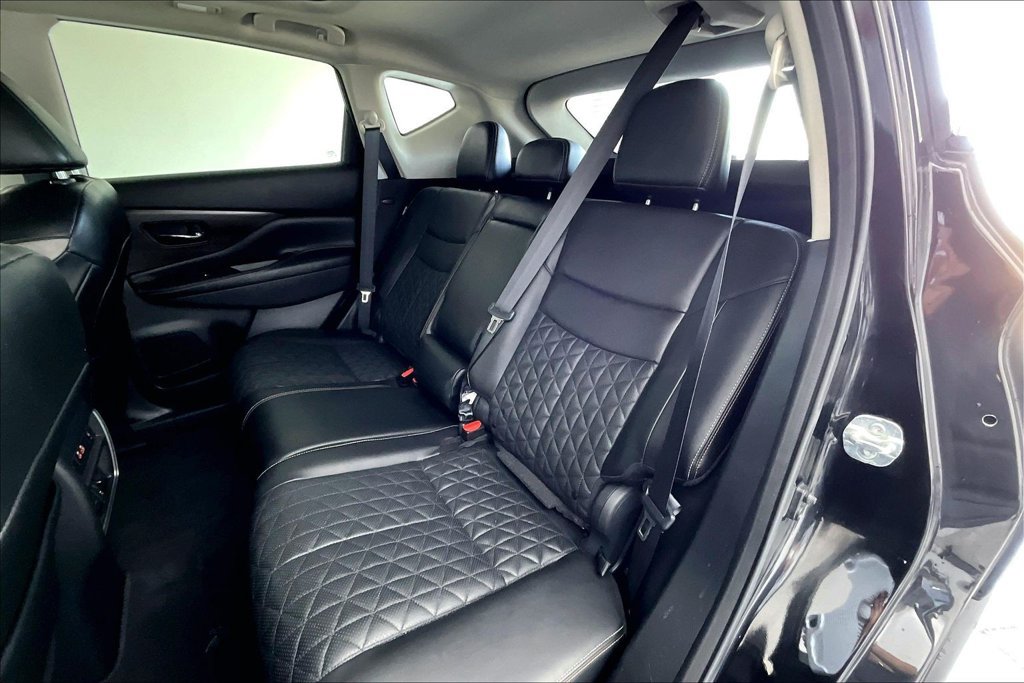 Used 2024 Nissan Murano Platinum w/ Cargo Package AWD/4WD image 31