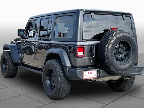 Used 2019 Jeep Wrangler Unlimited Sport S AWD/4WD image 9