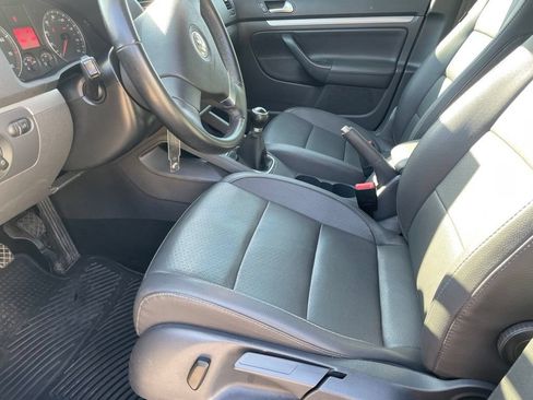Used 2008 Volkswagen Jetta Wolfsburg Edition FWD image 9