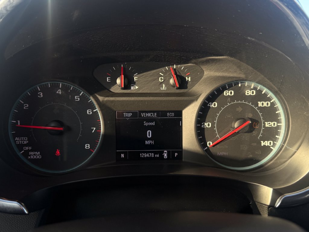 Used 2021 Chevrolet Malibu LT FWD image 17