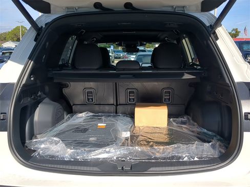 New 2026 Subaru Forester Premium image 9