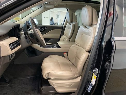 Certified 2023 Lincoln Aviator Grand Touring w/ Equipment Group 301A image 17