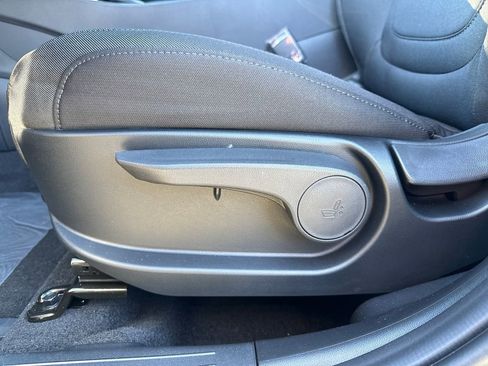 Used 2026 Hyundai Tucson SE image 15