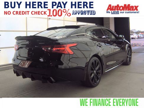 Used 2018 Nissan Maxima SR w/ Midnight Edition image 4
