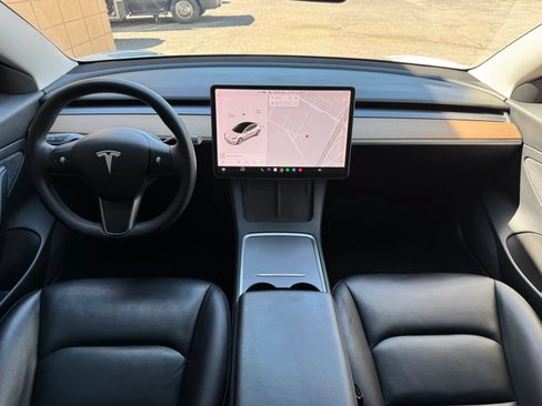 Used 2021 Tesla Model 3 Standard Range Plus RWD image 18