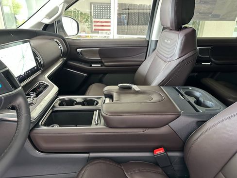 New 2026 Ford Expedition Max Platinum AWD/4WD image 20