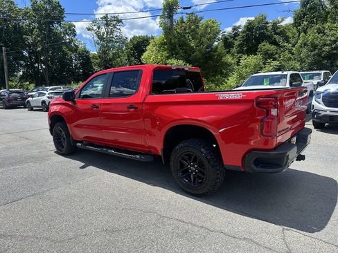 Used 2022 Chevrolet Silverado 1500 LT Trail Boss w/ LT Trail Boss Premium Package AWD/4WD image 3
