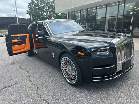 Used 2024 Rolls-Royce Phantom Sedan w/ The Phantom Package image 2