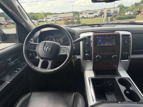 Used 2012 RAM 2500 Laramie AWD/4WD image 9