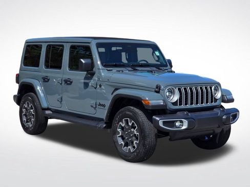 New 2026 Jeep Wrangler Unlimited Sahara AWD/4WD image 15
