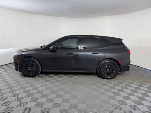 Used 2023 BMW iX xDrive50 w/ Convenience Package AWD/4WD image 2
