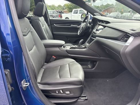 Certified 2024 Cadillac XT5 Premium Luxury w/ LPO, Floor Liner Package image 32