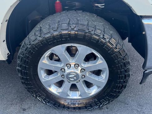 Used 2022 RAM 2500 Laramie image 12