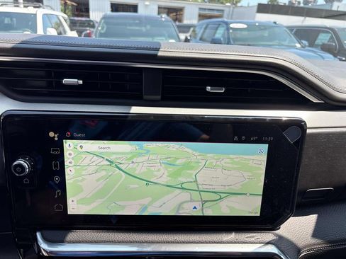 New 2026 GMC Sierra 3500 Denali w/ Denali Reserve Package AWD/4WD image 15