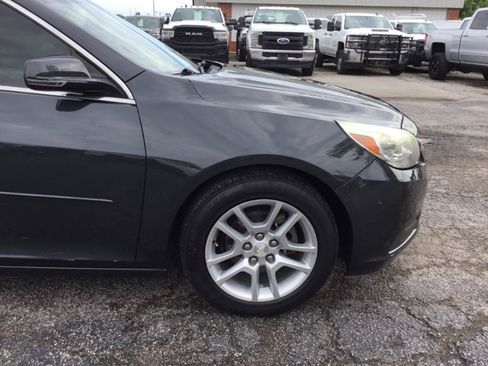 Used 2015 Chevrolet Malibu LT w/ Power Convenience Package FWD image 9