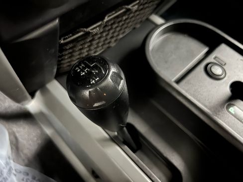 Used 2009 Jeep Wrangler X image 40