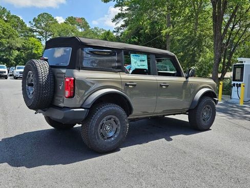 New 2025 Ford Bronco Base w/ Sasquatch Package image 14