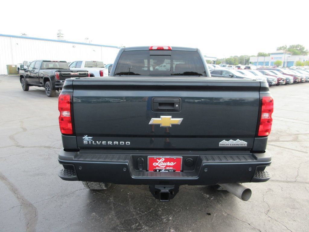 Used 2019 Chevrolet Silverado 2500 High Country w/ Duramax Plus Package AWD/4WD image 7