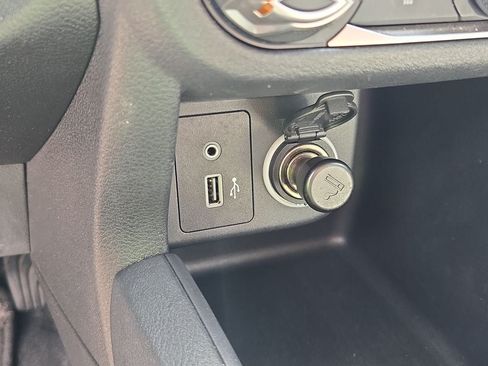 Used 2023 Nissan Kicks S FWD image 17