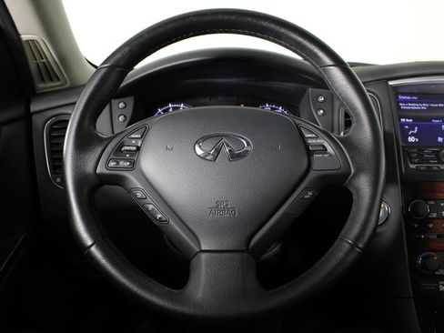 Used 2017 INFINITI QX50 2WD w/ Premium Plus Package image 8