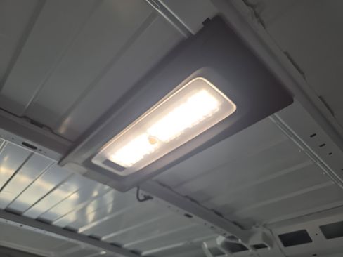 Used 2025 RAM ProMaster 2500 w/ Convenience Group FWD image 14