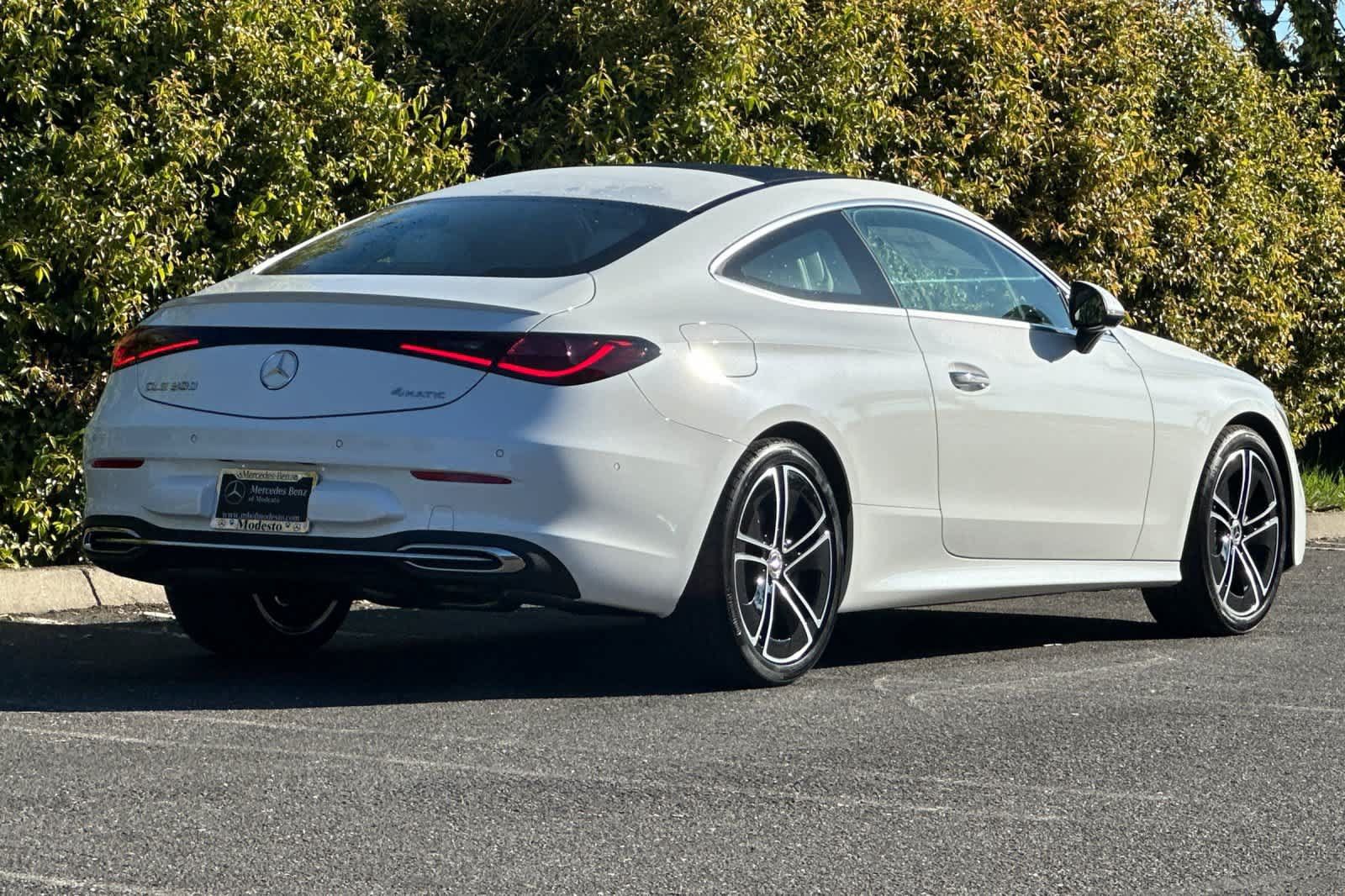 Used 2026 Mercedes-Benz CLE 300 4MATIC Coupe image 3