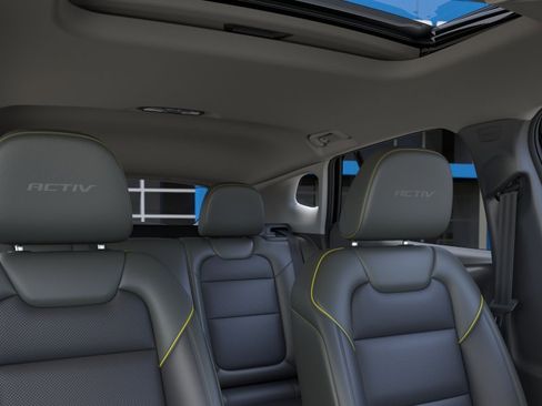 New 2026 Chevrolet Trax ACTIV w/ Sunroof Package FWD image 49