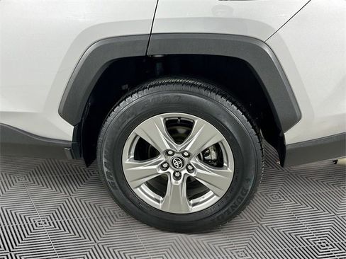 Certified 2024 Toyota RAV4 XLE image 30
