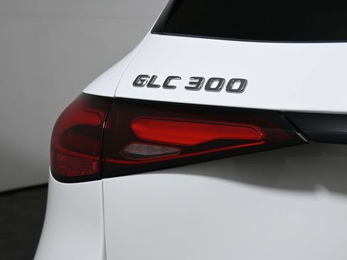 New 2026 Mercedes-Benz GLC 300 4MATIC image 12