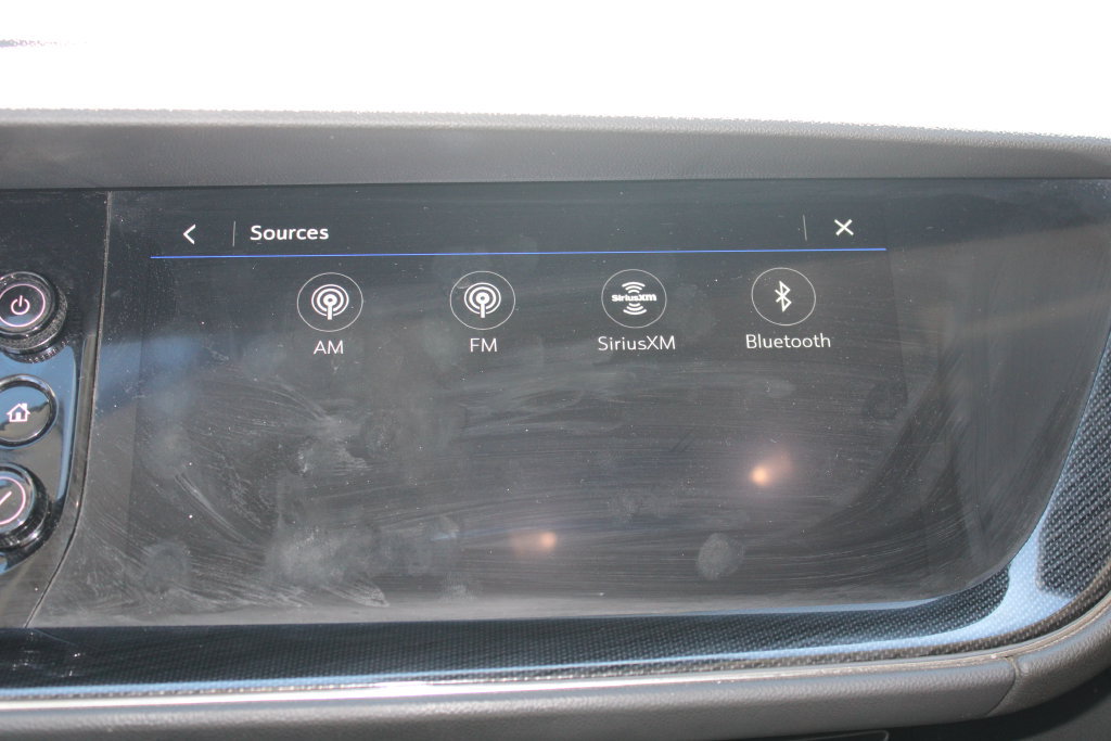 Used 2023 Buick Envision Essence w/ Sport Touring Package FWD image 30