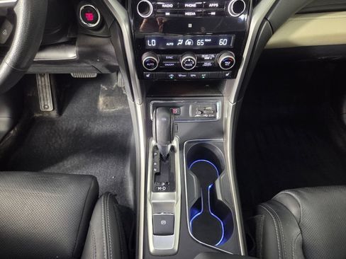 Used 2020 Subaru Ascent Limited w/ Popular Package #2 AWD/4WD image 12