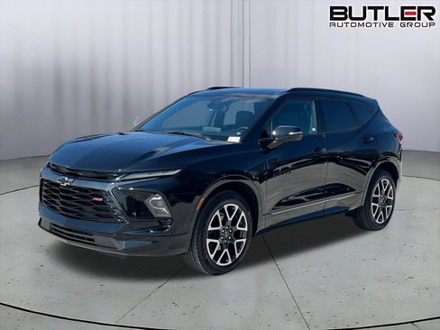 Used 2024 Chevrolet Blazer RS FWD image 1